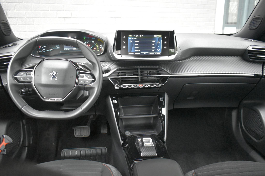 Peugeot e-2008 (T821HL) met abonnement