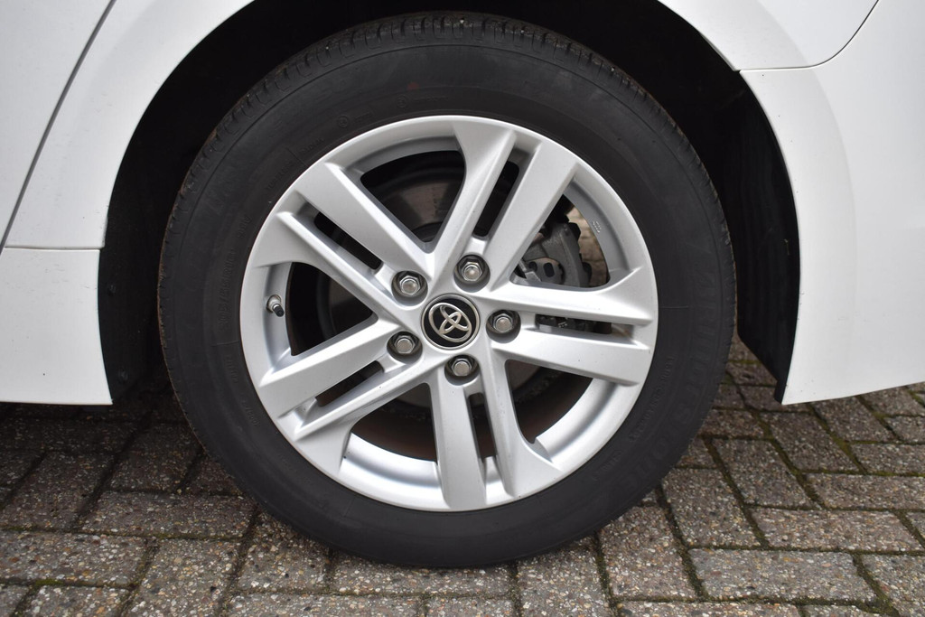 Toyota Corolla Touring Sports (J044VN) met abonnement