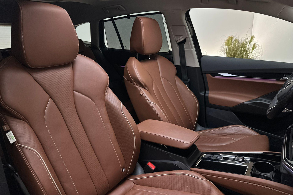 ŠKODA ENYAQ iV (N973ZT) met abonnement