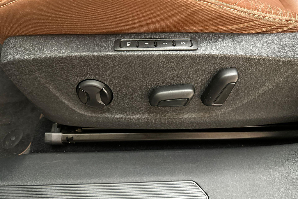 ŠKODA ENYAQ iV (N973ZT) met abonnement