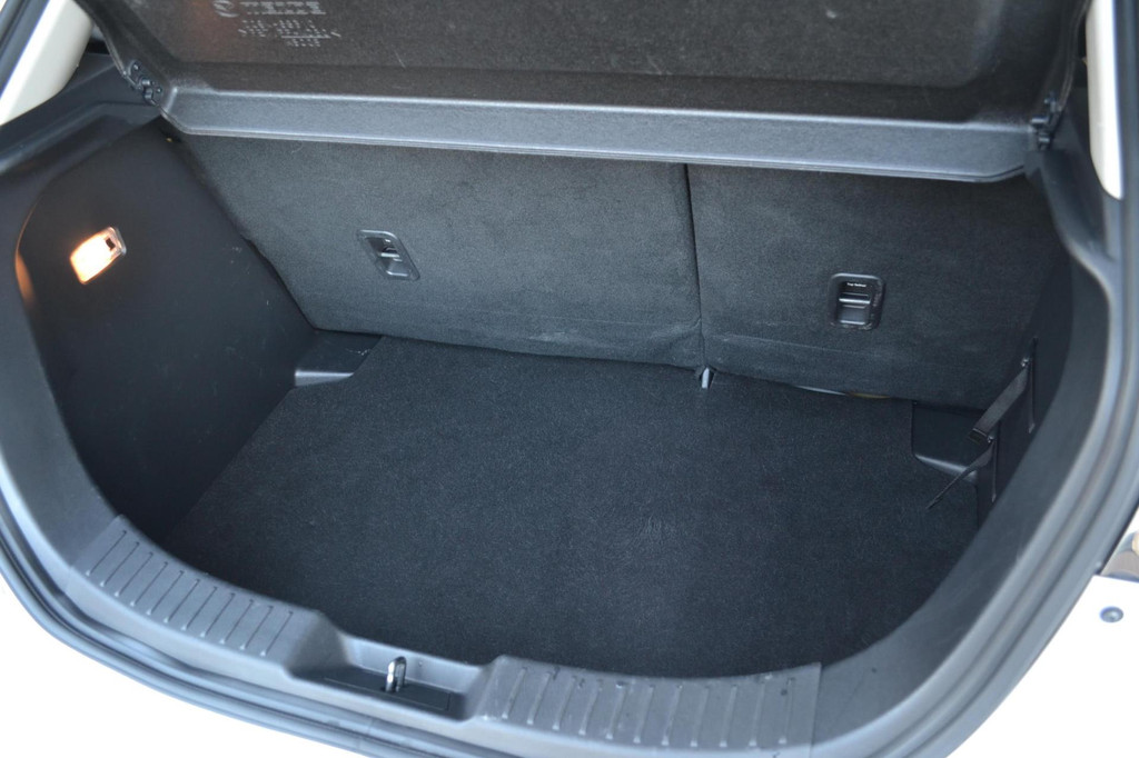 Mazda 2 (R081DH) met abonnement