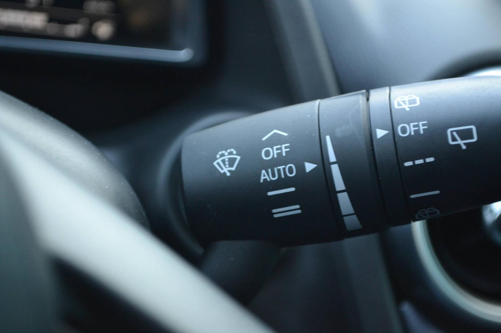 Mazda 2 (R081DH) met abonnement