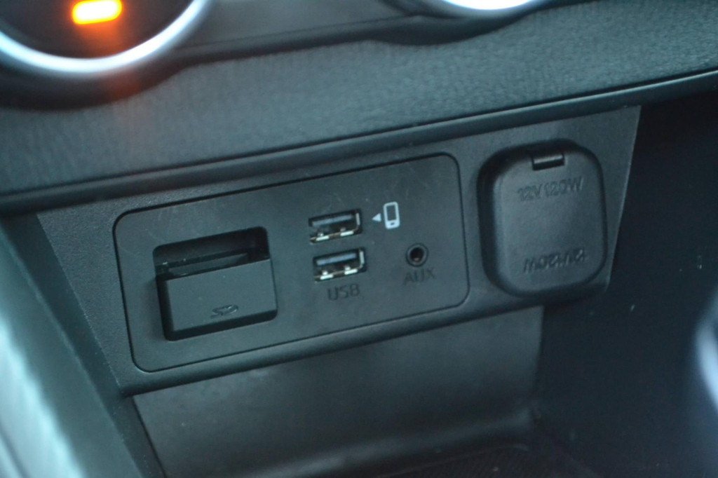 Mazda 2 (R081DH) met abonnement