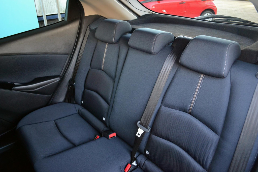 Mazda 2 (R081DH) met abonnement