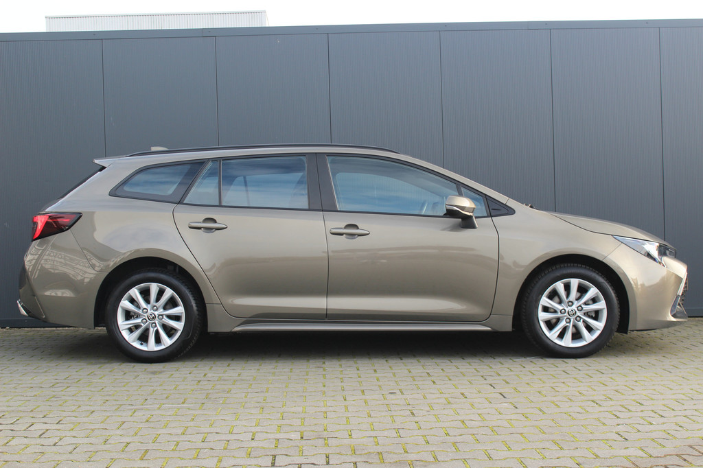 Toyota Corolla Touring Sports (T127VF) met abonnement