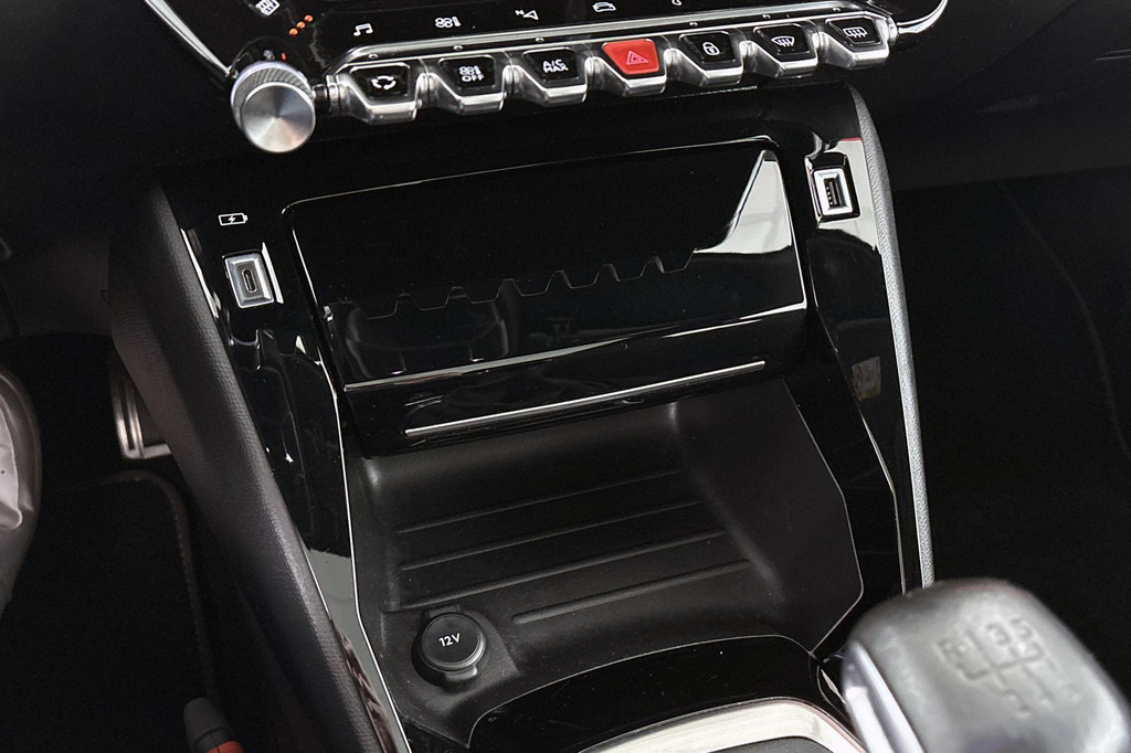 Peugeot 208 (N165KG) met abonnement