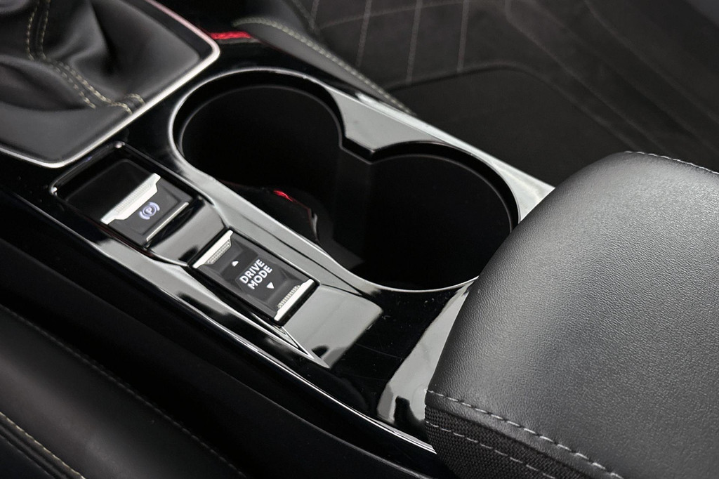 Peugeot 208 (N165KG) met abonnement