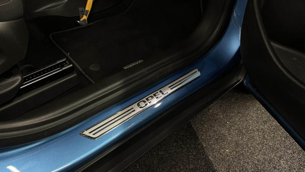 Opel Crossland X (J062ZD) met abonnement