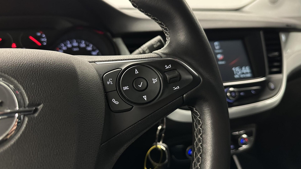 Opel Crossland X (J062ZD) met abonnement