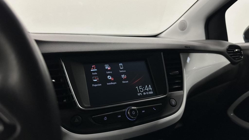 Opel Crossland X (J062ZD) met abonnement