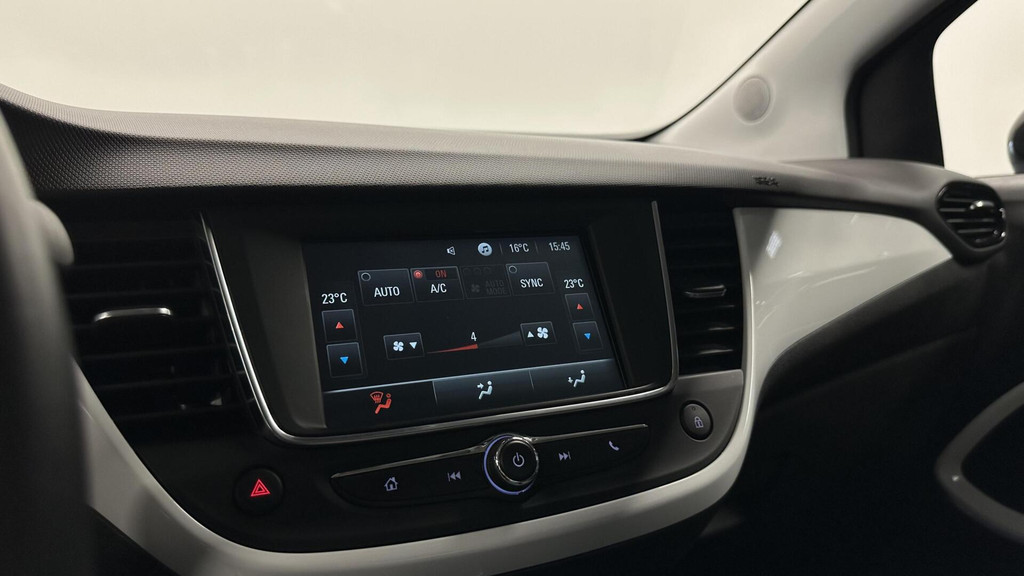 Opel Crossland X (J062ZD) met abonnement