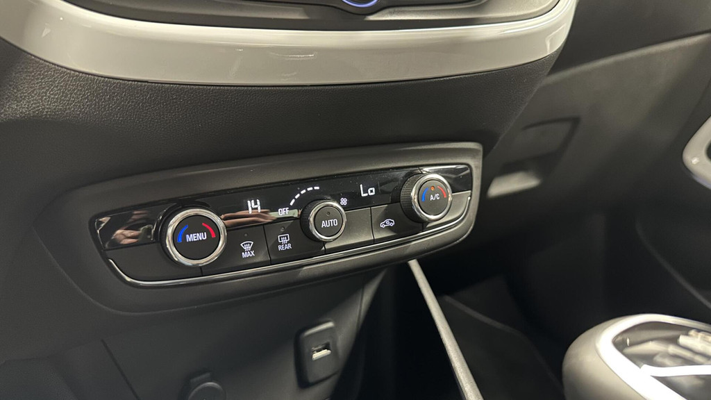 Opel Crossland X (J062ZD) met abonnement