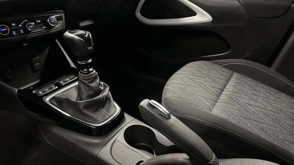 Opel Crossland X (J062ZD) met abonnement