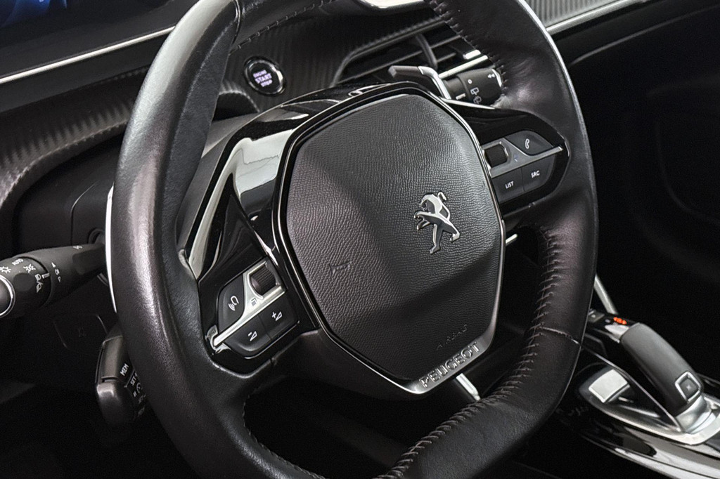 Peugeot 208 (H926ZF) met abonnement