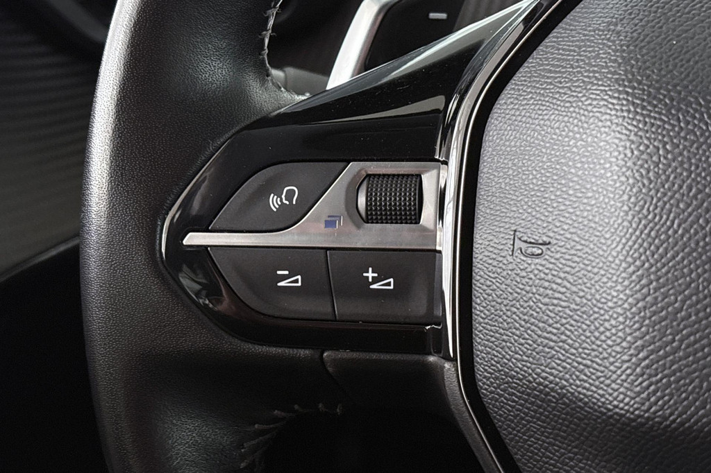 Peugeot 208 (H926ZF) met abonnement