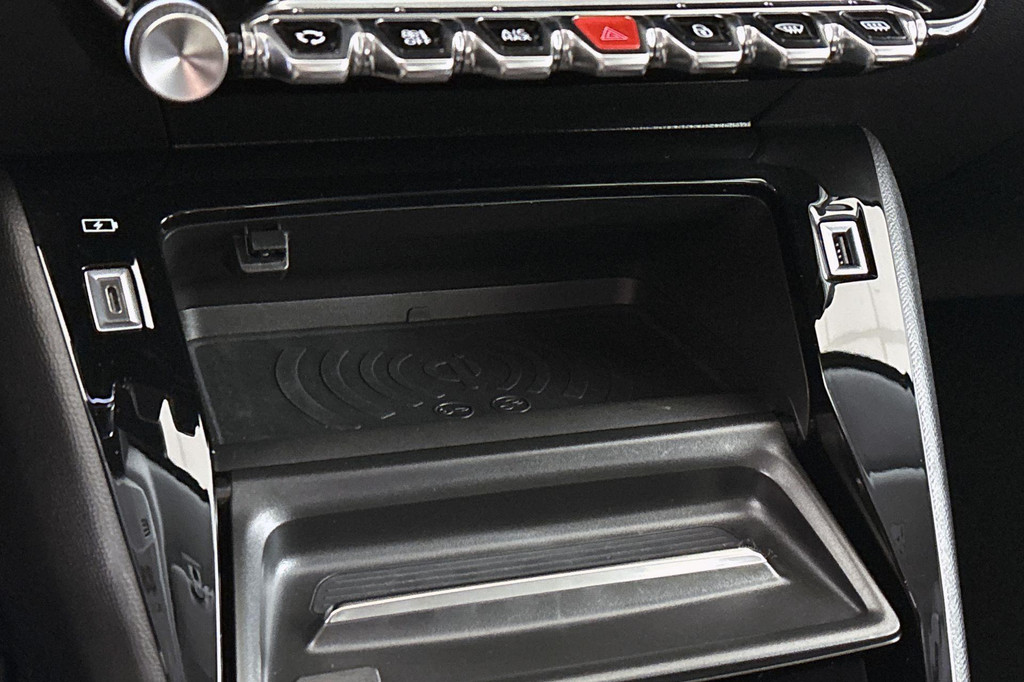 Peugeot 208 (H926ZF) met abonnement