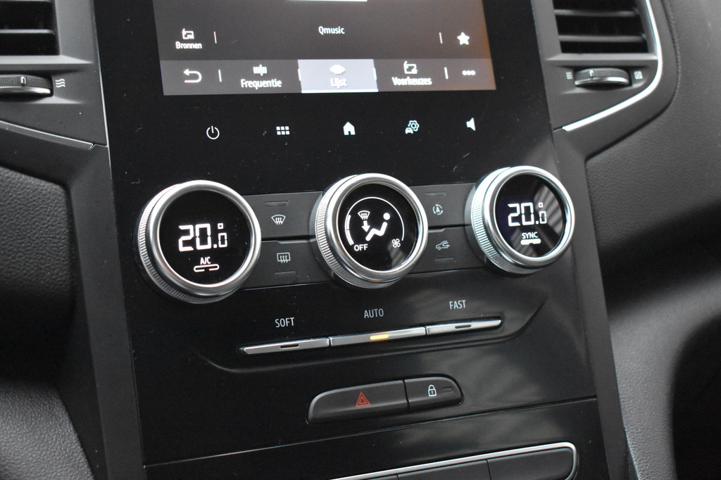 Renault MEGANE Estate (T516FV) met abonnement