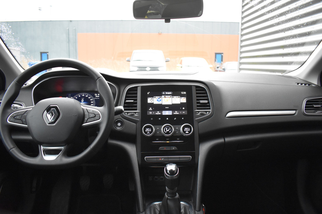 Renault MEGANE Estate (T516FV) met abonnement