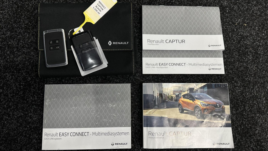 Renault Captur (L249JH) met abonnement