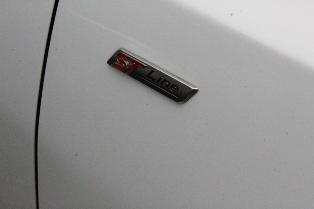 Ford Focus (G114ZK) met abonnement