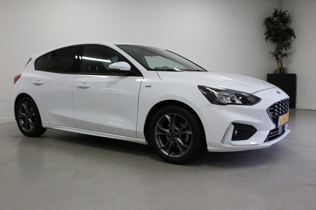 Ford Focus (G114ZK) met abonnement