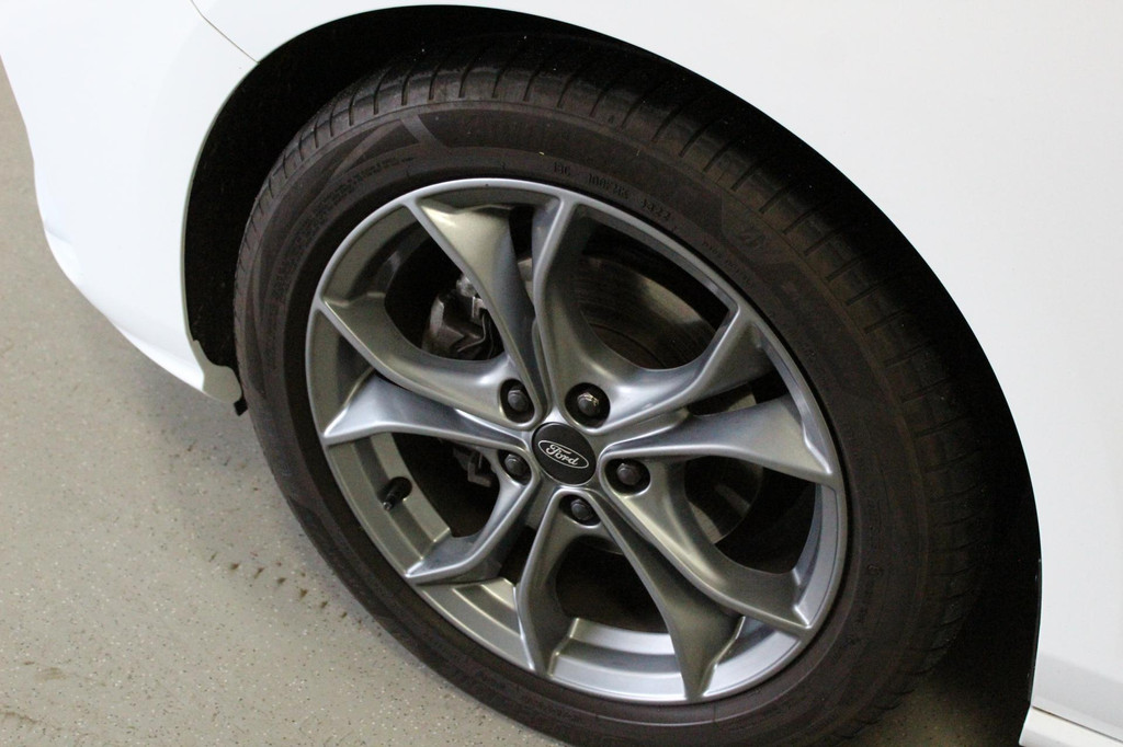Ford Focus (G114ZK) met abonnement