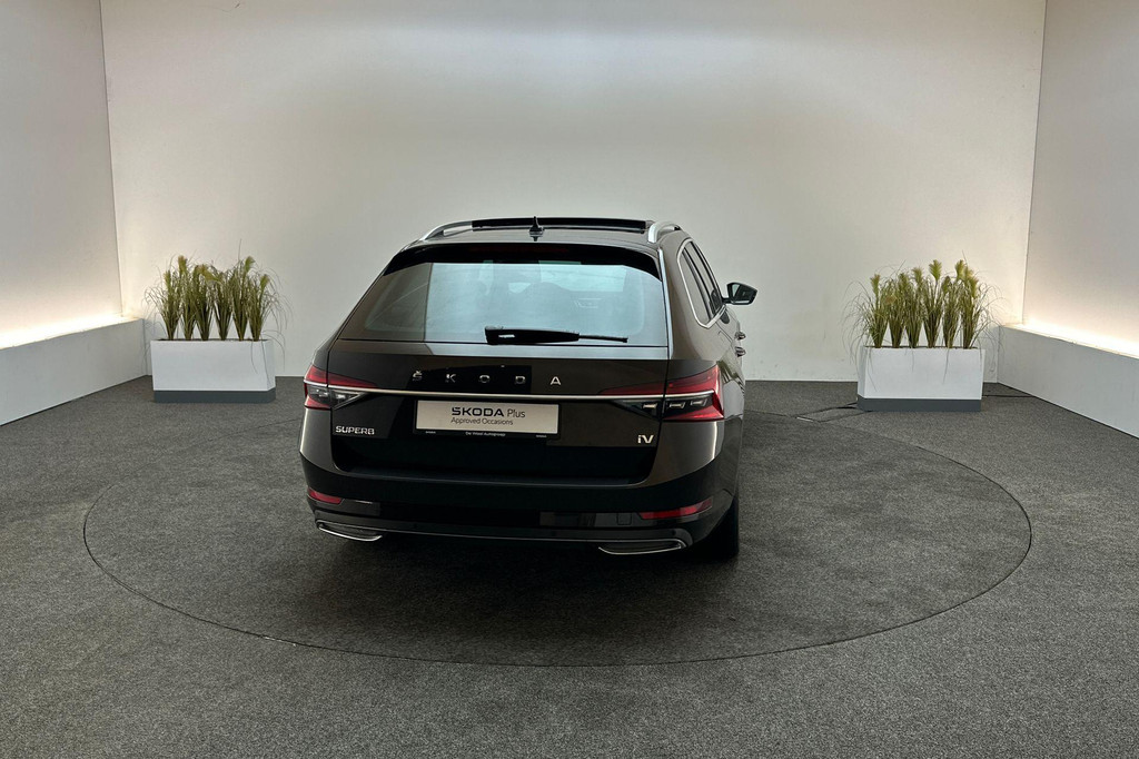 ŠKODA Superb (JPD13S) met abonnement