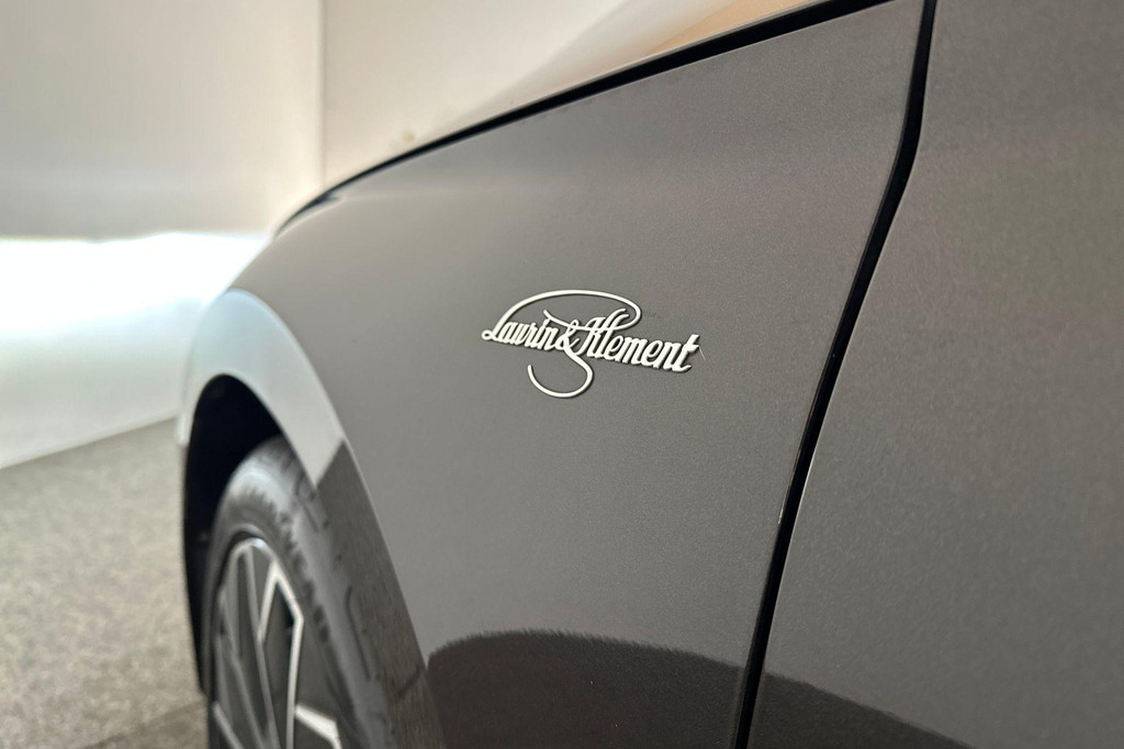 ŠKODA Superb (JPD13S) met abonnement