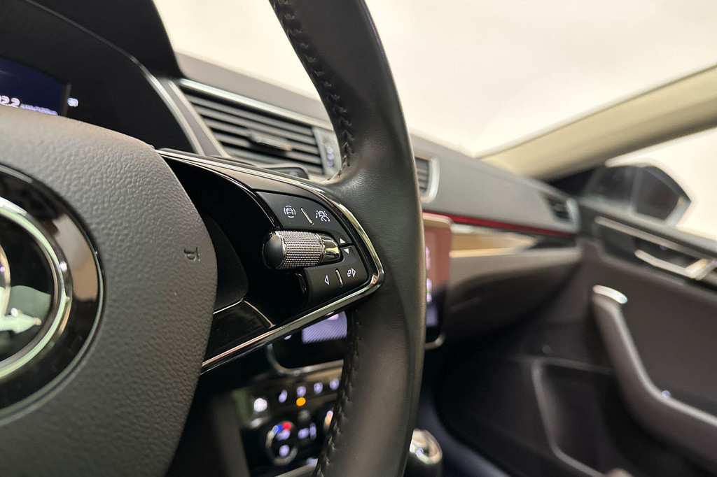 ŠKODA Superb (JPD13S) met abonnement