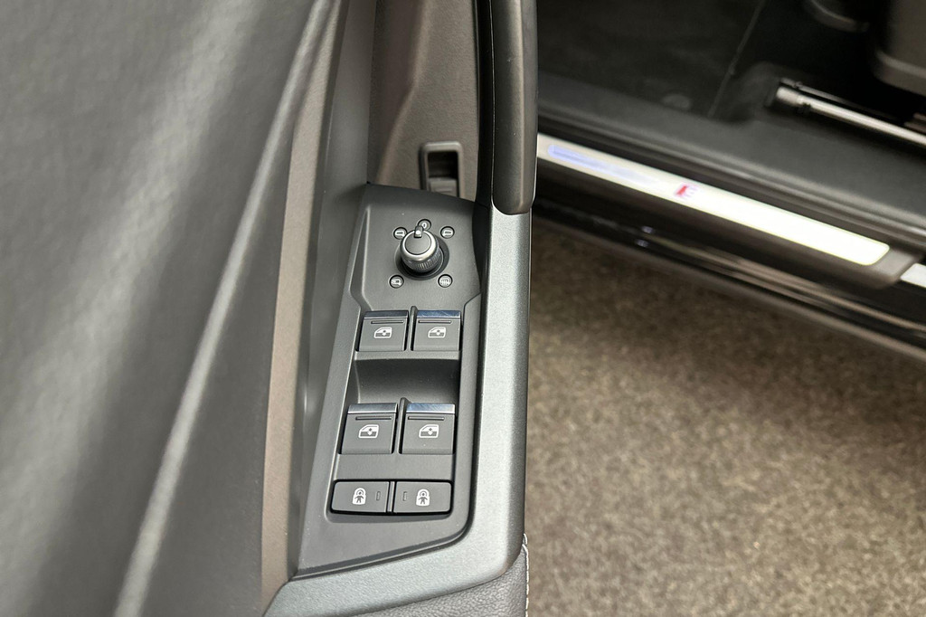 Audi Q3 (JLT74H) met abonnement