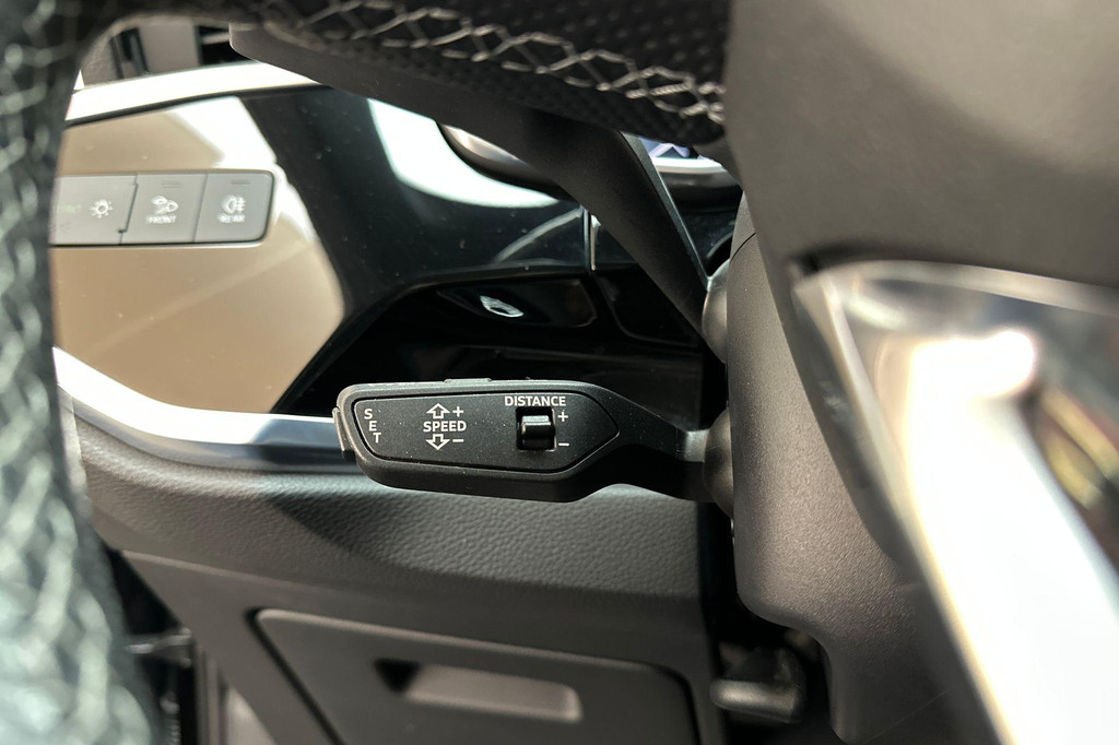 Audi Q3 (JLT74H) met abonnement