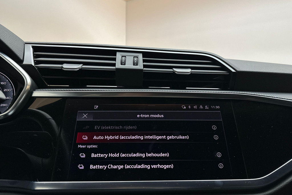 Audi Q3 (JLT74H) met abonnement