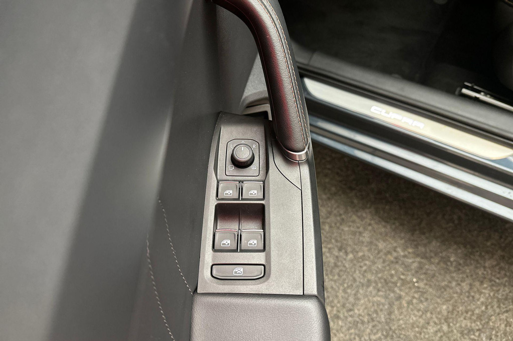 CUPRA Leon Sportstourer (JNB55G) met abonnement