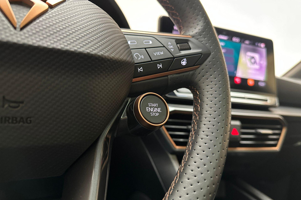 CUPRA Leon Sportstourer (JNB55G) met abonnement