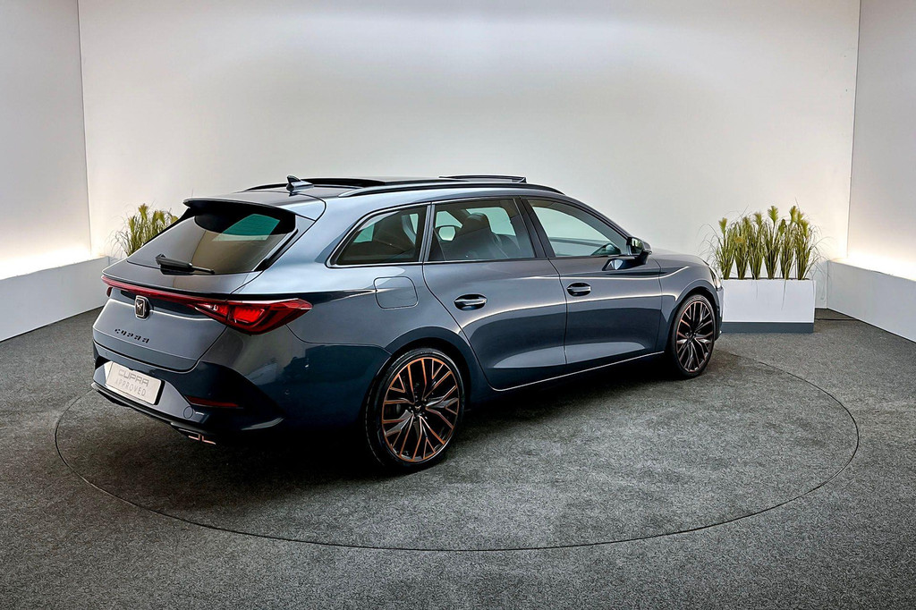 CUPRA Leon Sportstourer (JNB55G) met abonnement