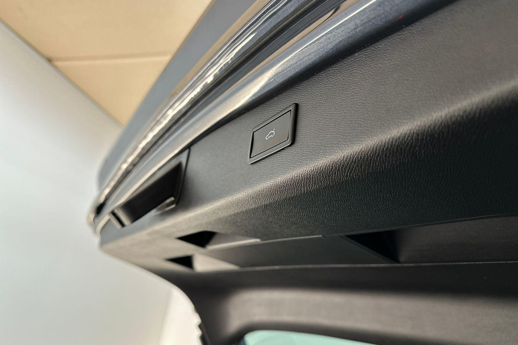 CUPRA Leon Sportstourer (JNB55G) met abonnement