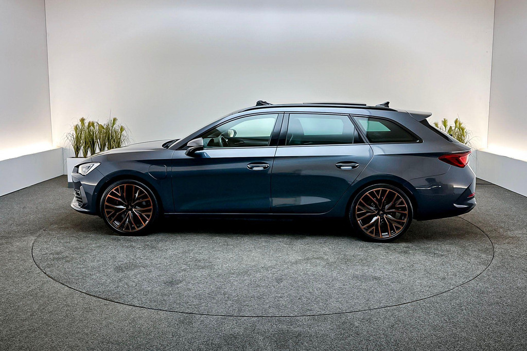 CUPRA Leon Sportstourer (JNB55G) met abonnement