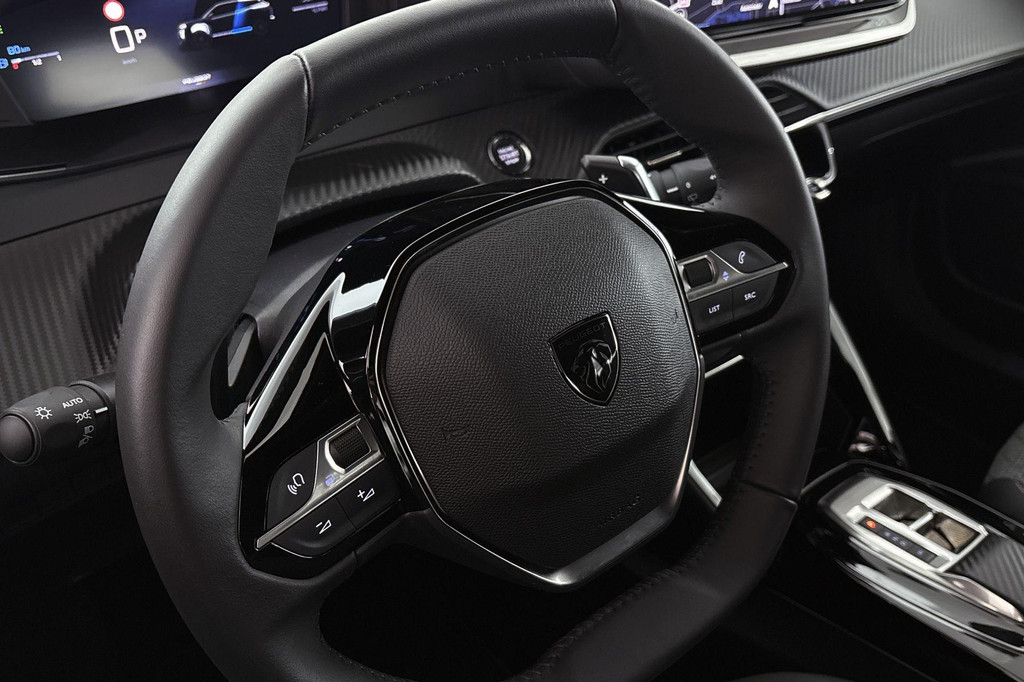 Peugeot 2008 (JPV15K) met abonnement