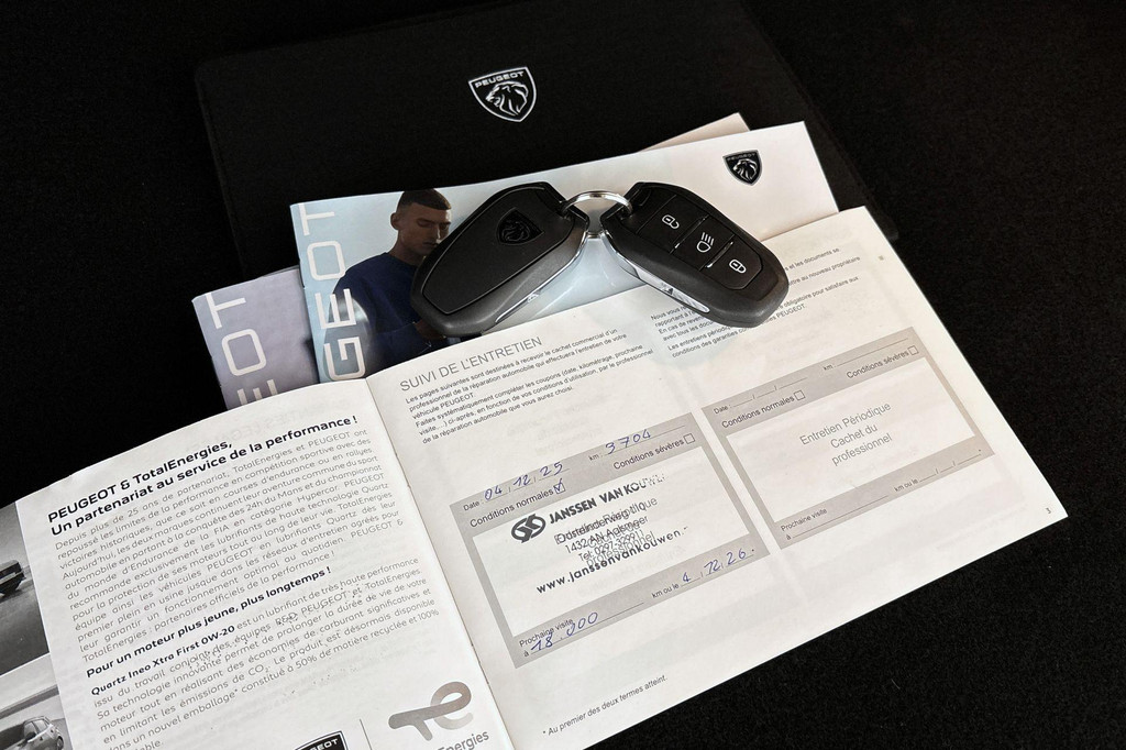 Peugeot 2008 (JPV15K) met abonnement