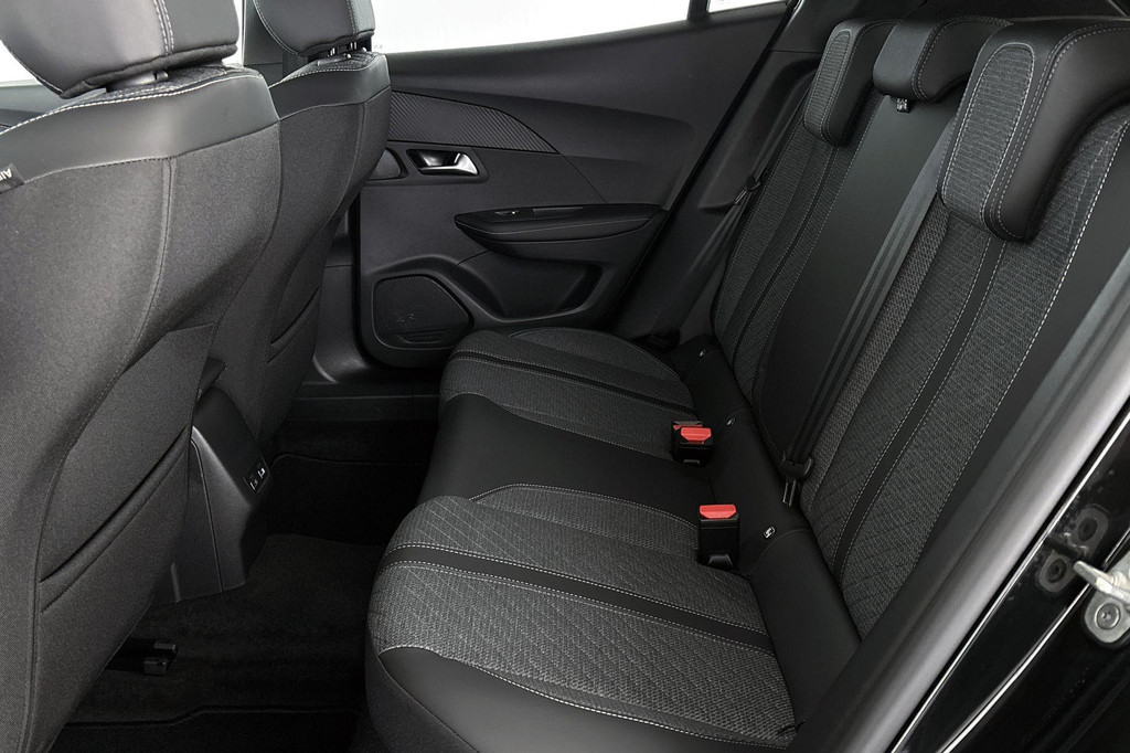 Peugeot 2008 (JPV15K) met abonnement