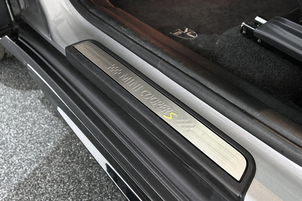 MINI Countryman (JPV05L) met abonnement