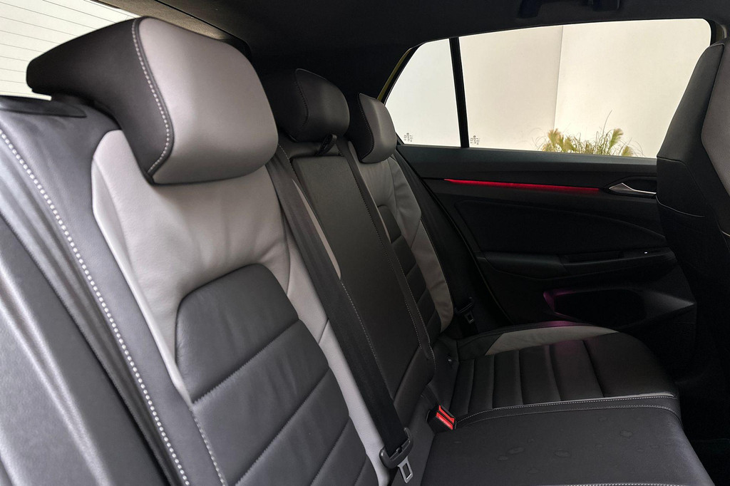 Volkswagen Golf GTE (JPD14S) met abonnement