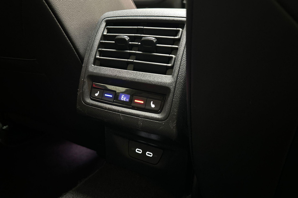 Volkswagen Golf GTE (JPD14S) met abonnement