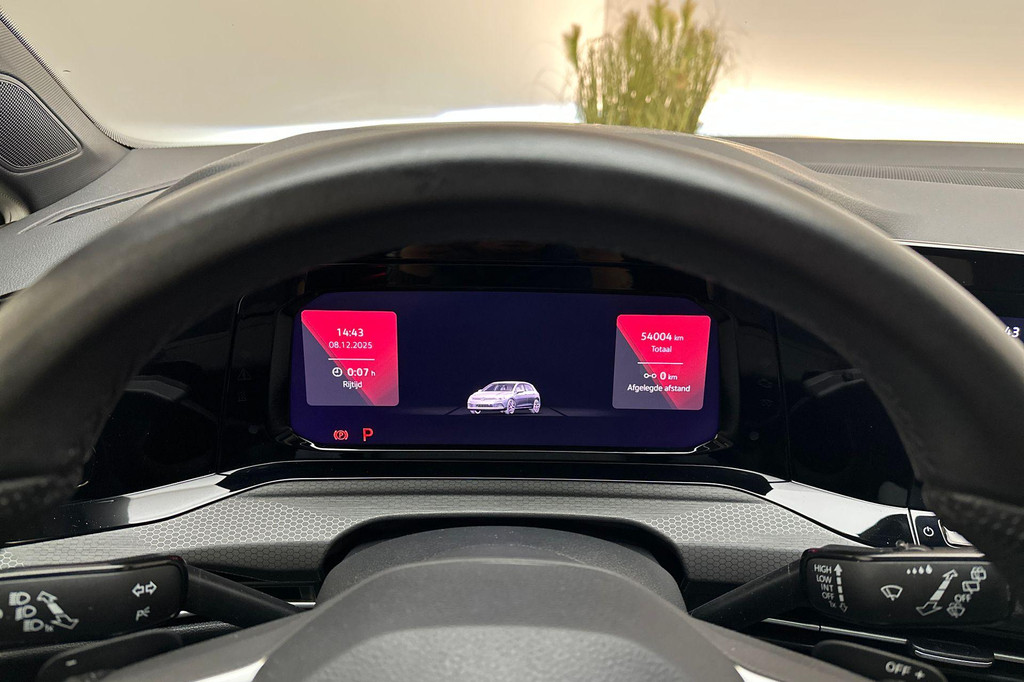 Volkswagen Golf GTE (JPD14S) met abonnement