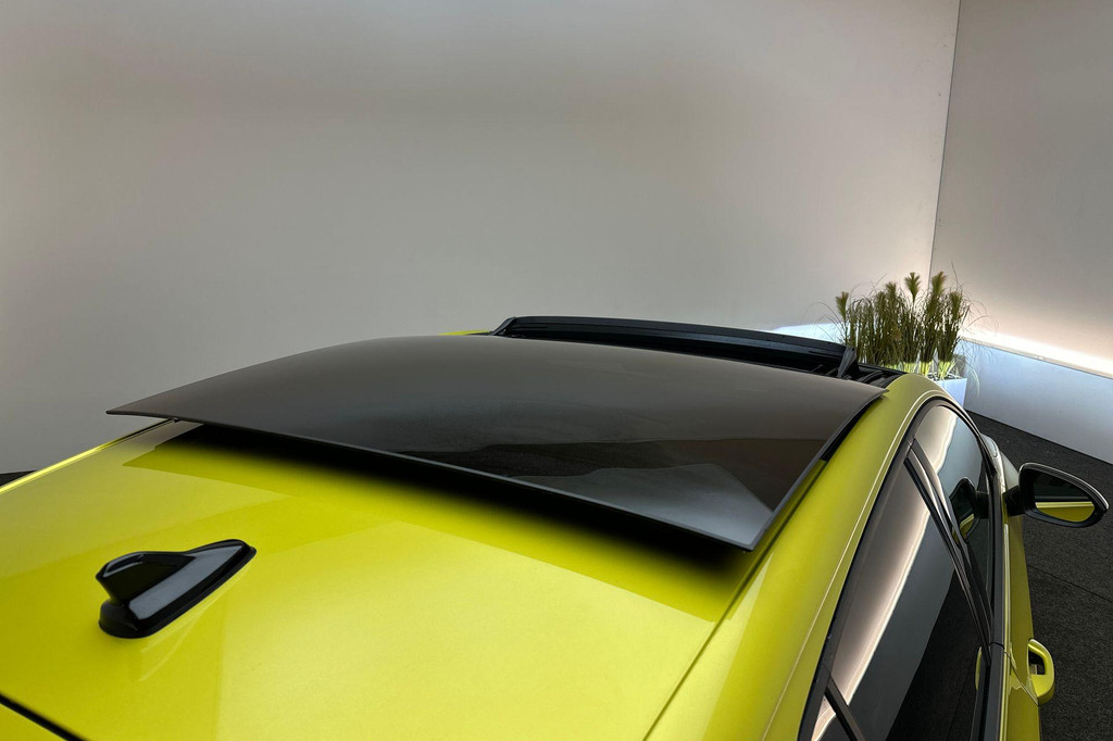 Volkswagen Golf GTE (JPD14S) met abonnement