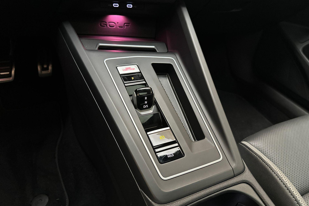 Volkswagen Golf GTE (JPD14S) met abonnement