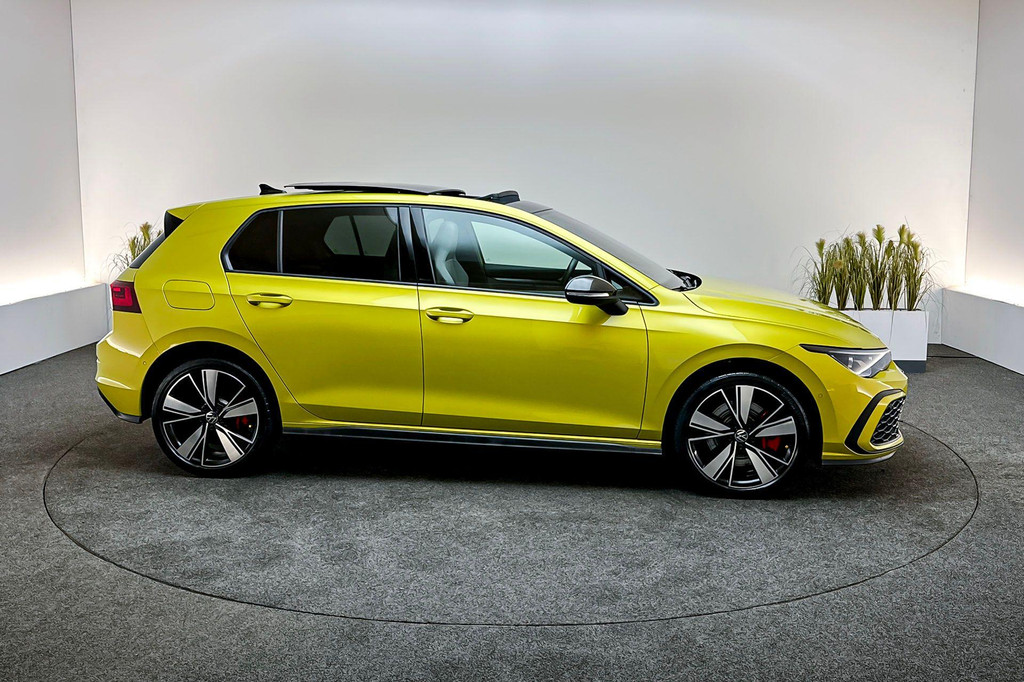 Volkswagen Golf GTE (JPD14S) met abonnement