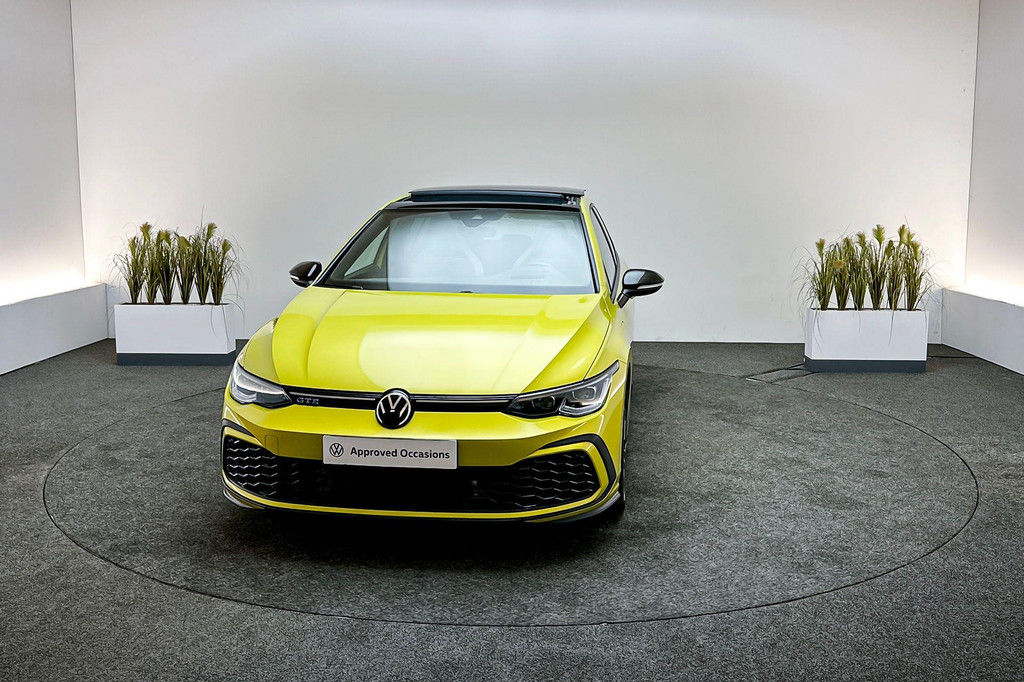 Volkswagen Golf GTE (JPD14S) met abonnement