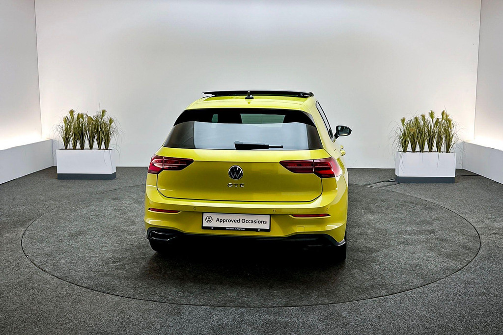 Volkswagen Golf GTE (JPD14S) met abonnement