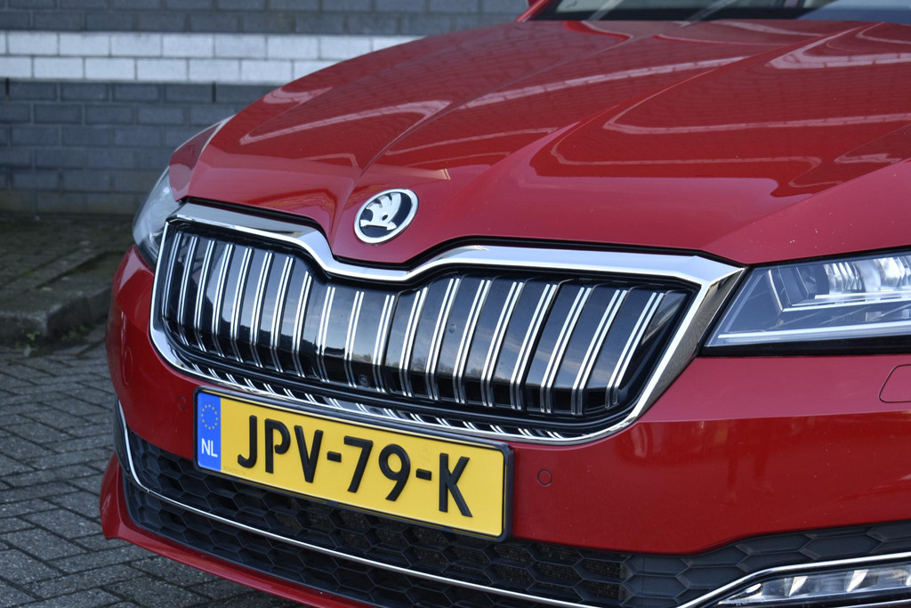 ŠKODA Superb (JPV79K) met abonnement